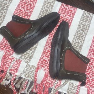 Tommy Bahama Relaxology Booties